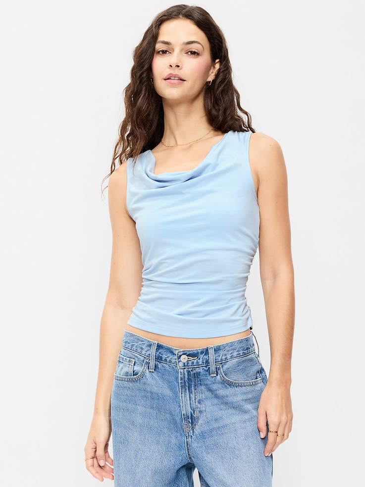 L'image numéro 1 présente Camisole asymétrique cintrée sur les côtés