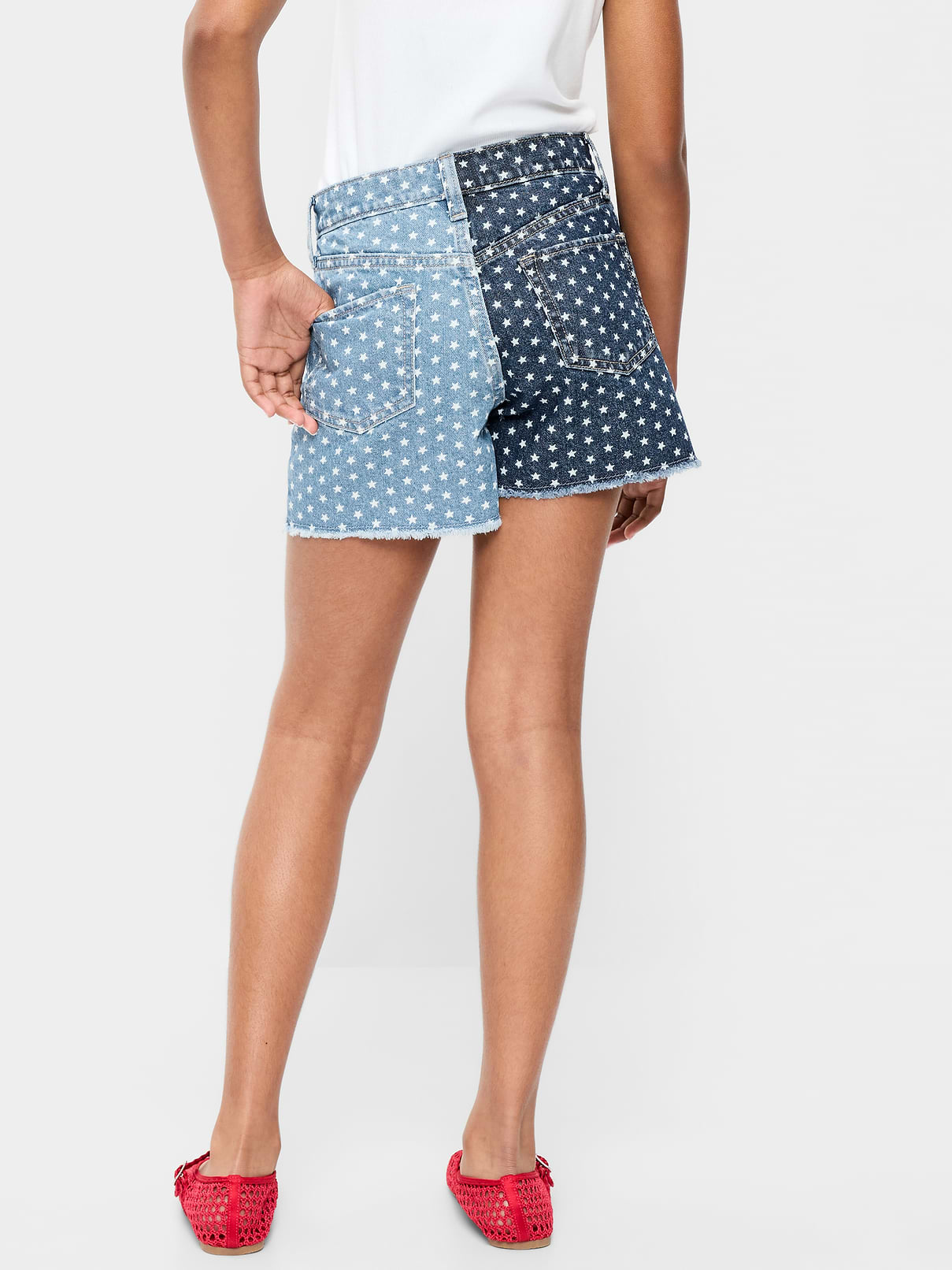 Image number 2 showing, High-Waisted Two-Tone Frayed-Hem Jean Shorts for Girls