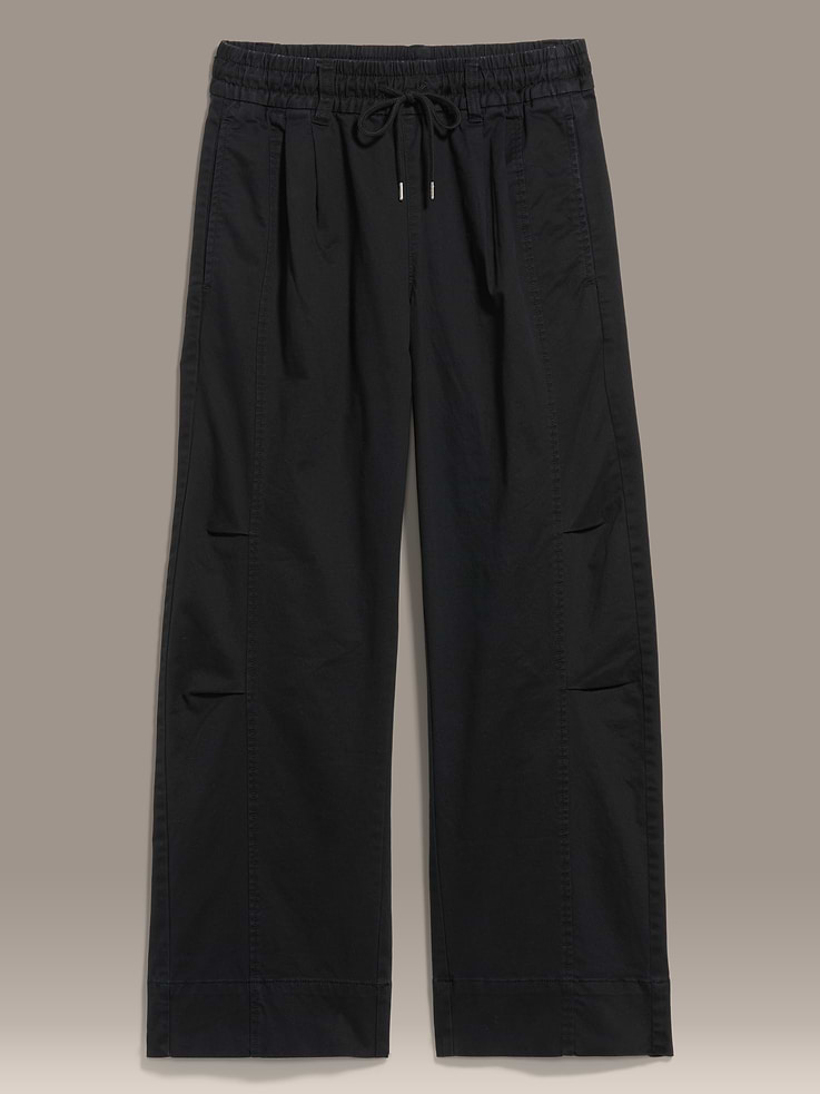 L'image numéro 7 présente Pantalon utilitairecoupe baril à taille extensible haute Old Navy x Christopher John Rogers