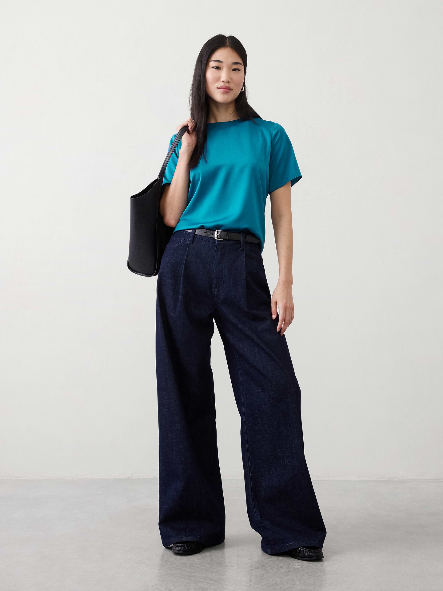 Image number 1 showing, Classic Crew-Neck T-Shirt