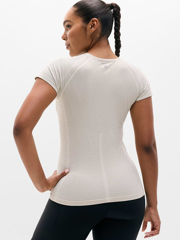 Momentum Flex Tee