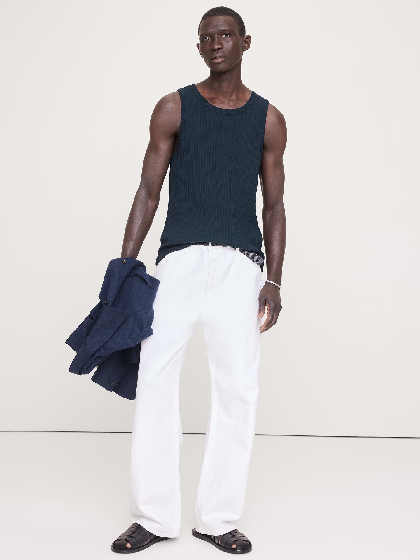 L'image numéro 1 présente Camisole en coton extensible côtelé