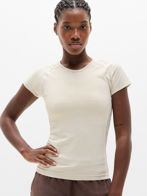 Momentum Flex Tee