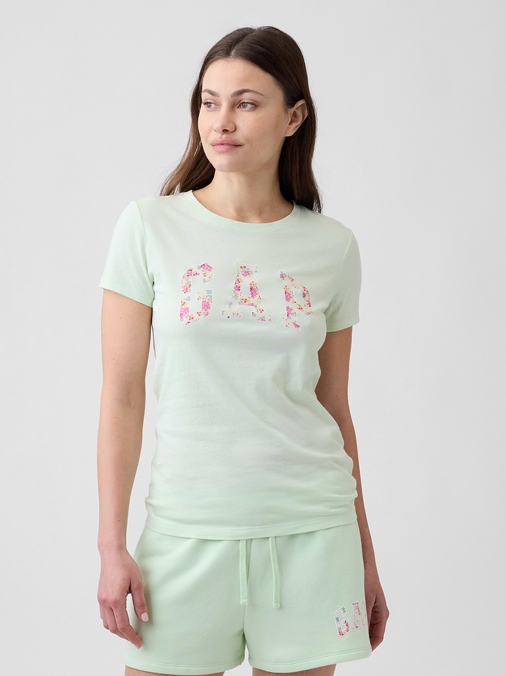 Image number 1 showing, Gap Logo T-Shirt