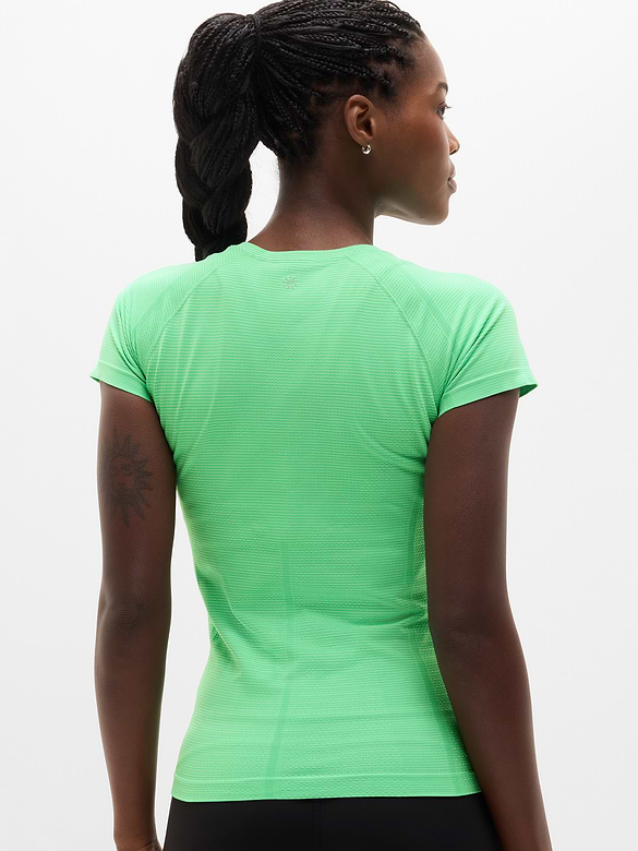 Momentum Flex Tee