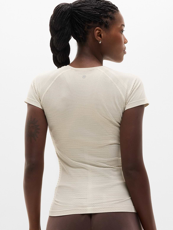 Momentum Flex Tee