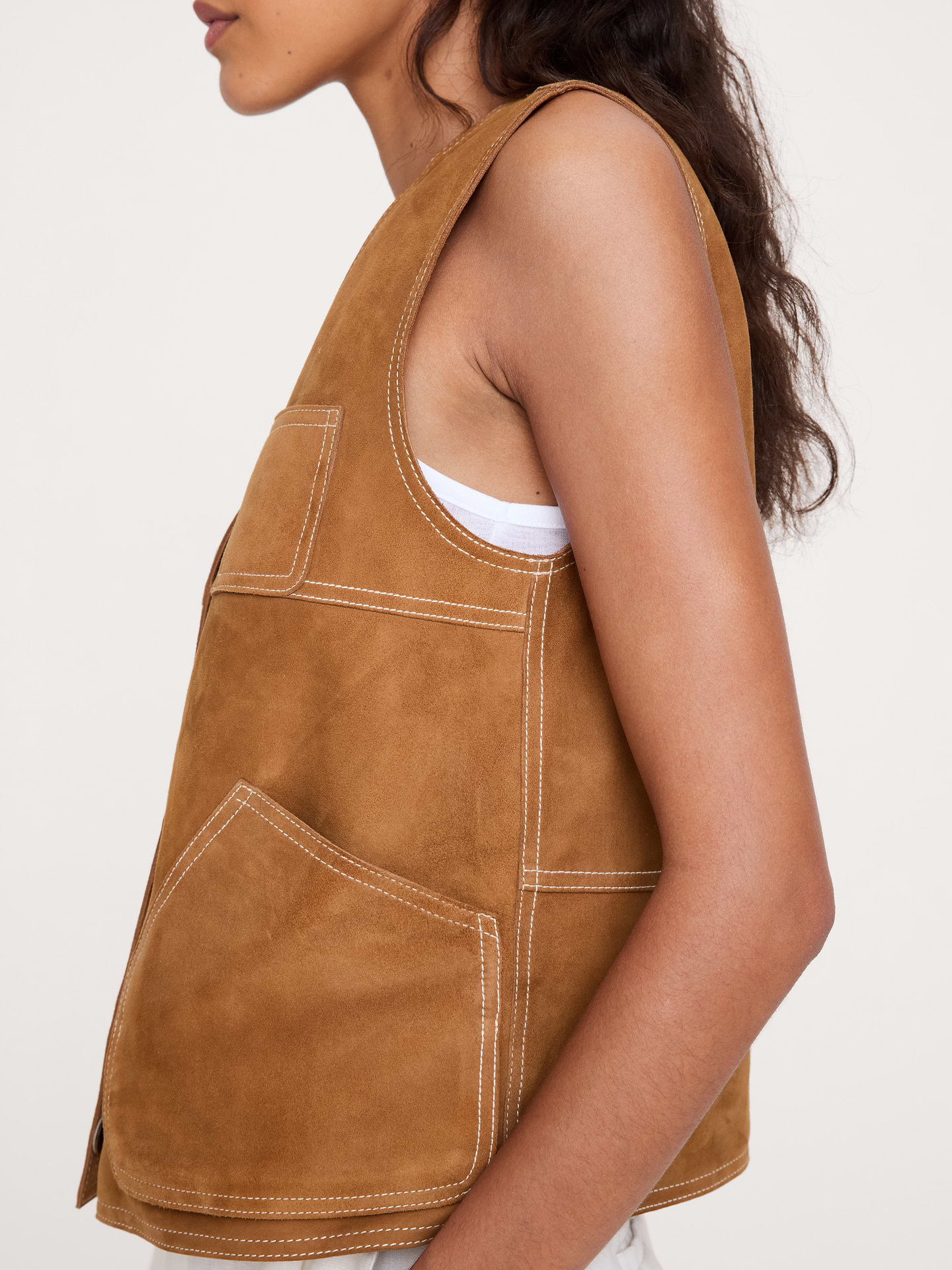 L'image numéro 7 présente Gilet en suède classique