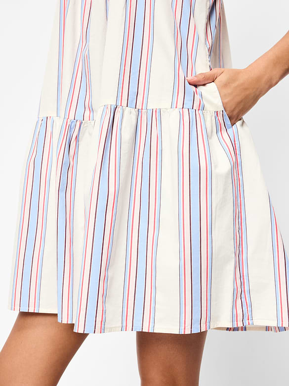 Sleeveless Scoop-Neck Mini Swing Dress