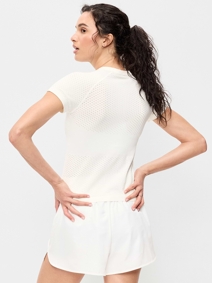 Image number 2 showing, Seamless Textured Cropped T-Shirt