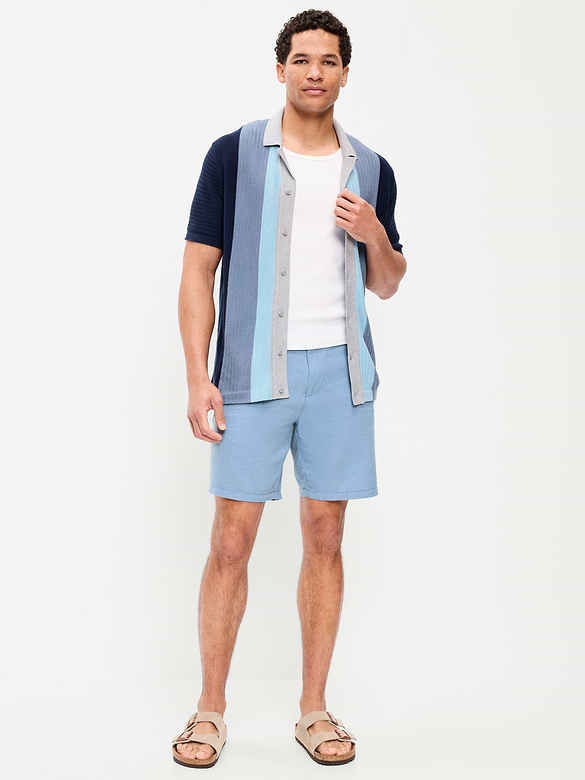 Short chino étroit en mélange de lin, entrejambe de 20 cm.