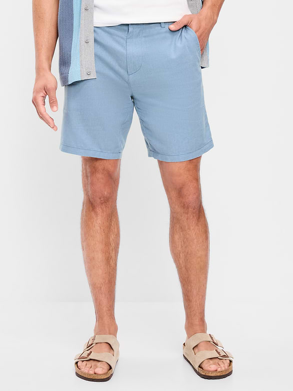 Short chino étroit en mélange de lin, entrejambe de 20 cm.