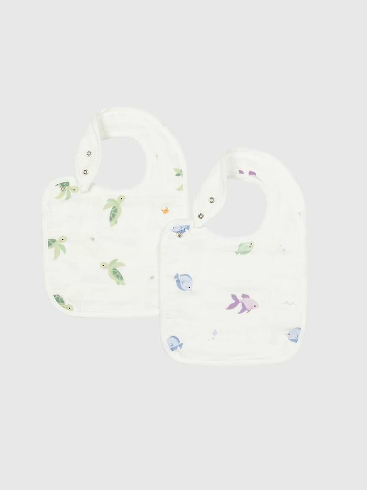Image number 2 showing, Bamboo Little Turtle Bib Set