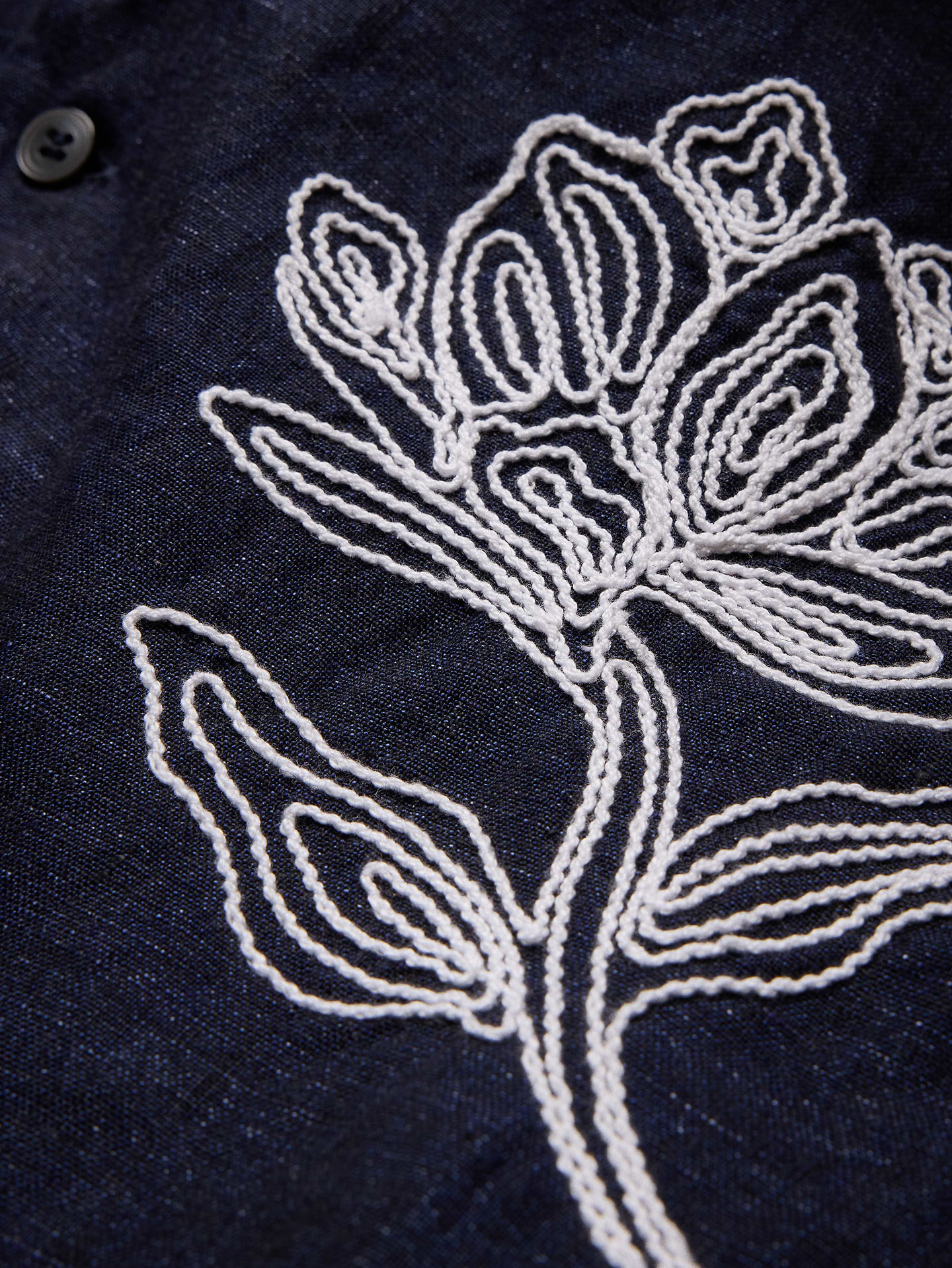 Image number 5 showing, Standard-Fit Embroidered Linen Resort Shirt
