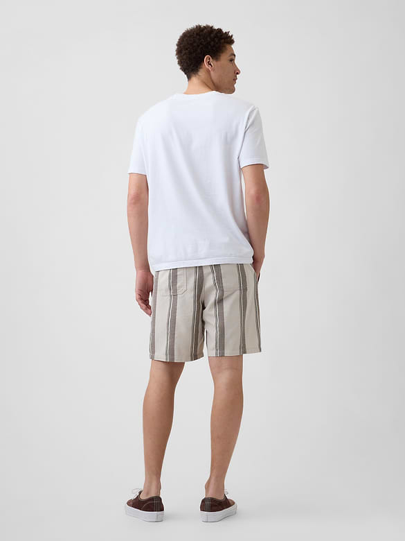 7" Easy Textured Stripe Shorts