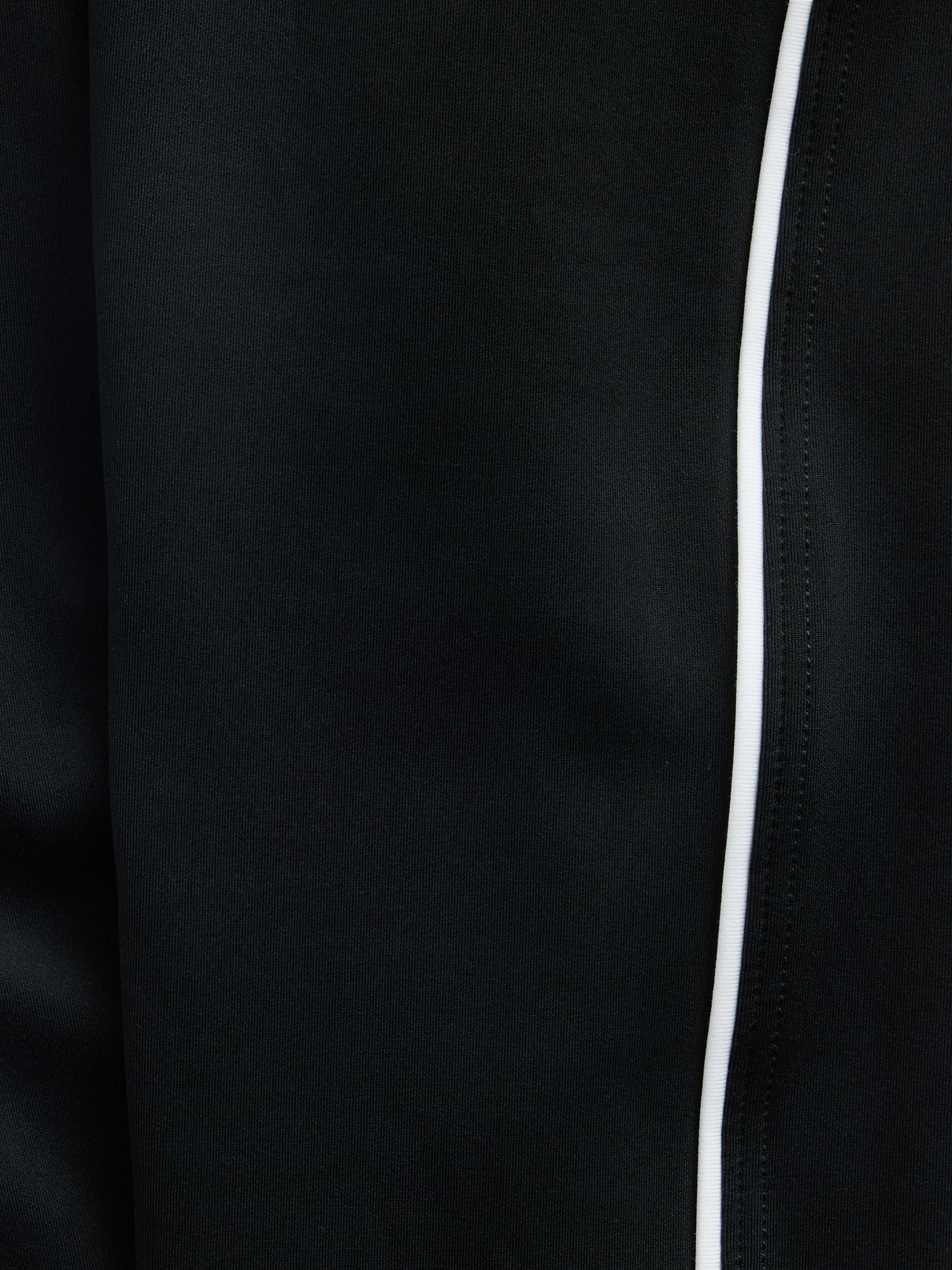 L'image numéro 6 présente Legging doux à taille haute GapFit