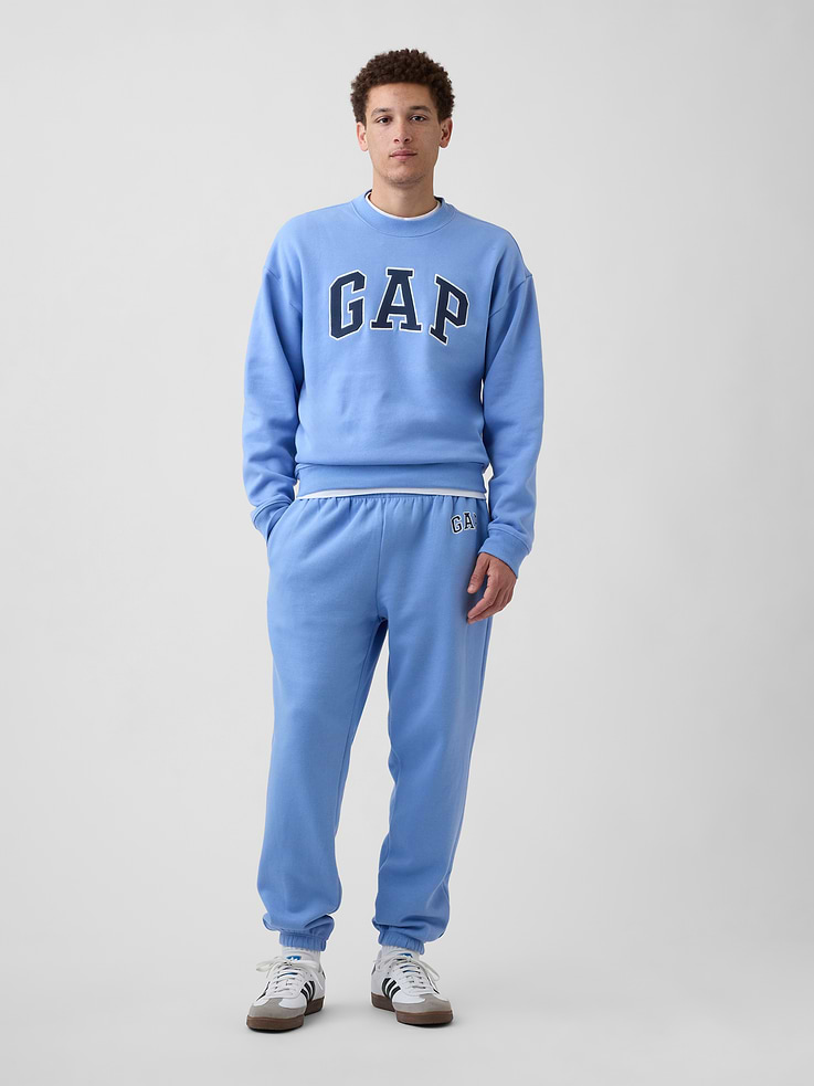 Image number 3 showing, Adult Relaxed Gap Logo Sweatshirt