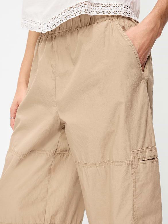 Mid-Rise Cropped Barrel-Leg Utility Pants
