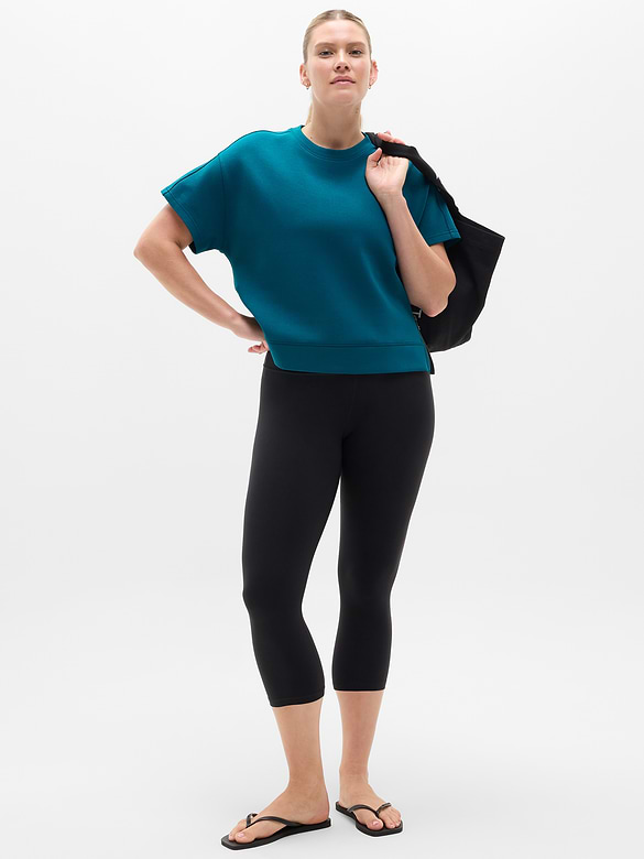 Form Knit Sweatshirt Tee
