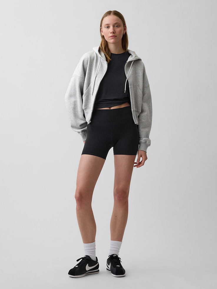 Image number 1 showing, 4" GapFit Smooth Bike Shorts