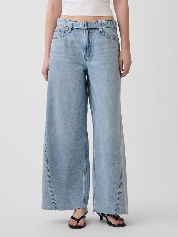 Mid Rise Belted Baggy Jeans