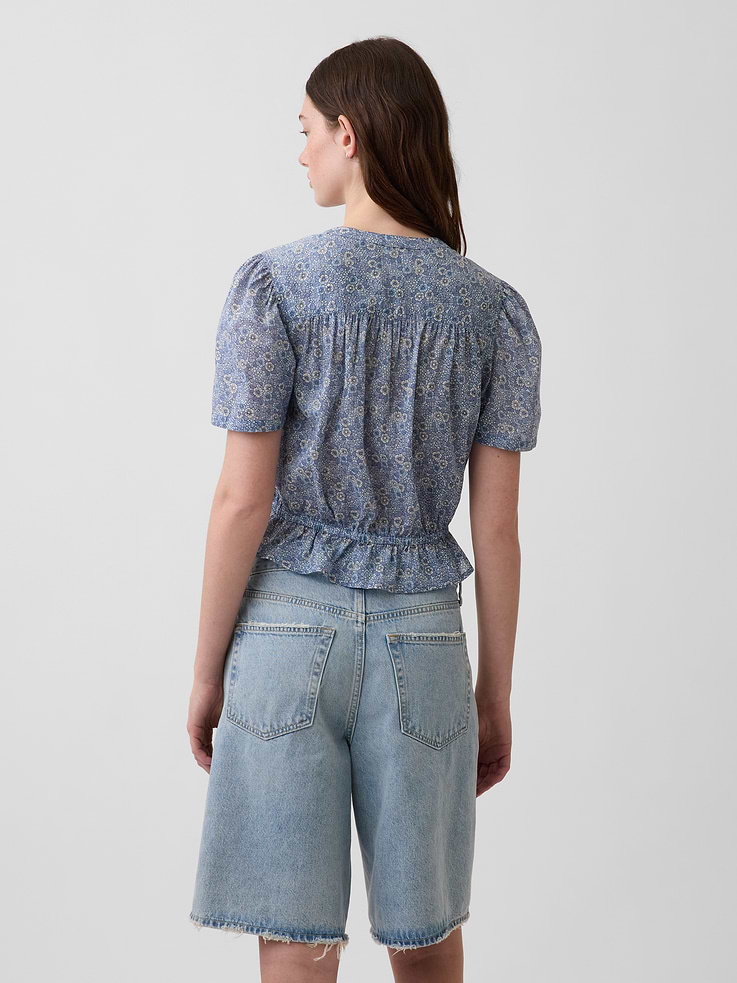 Image number 3 showing, Button-Front Crop Peplum Top