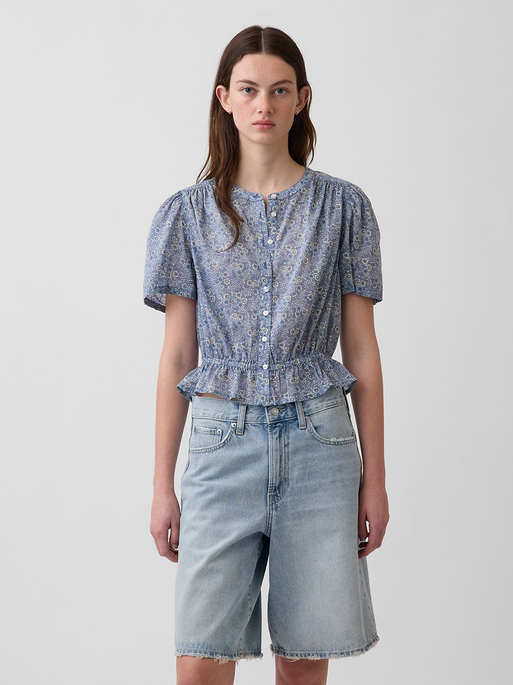 Image number 1 showing, Button-Front Crop Peplum Top