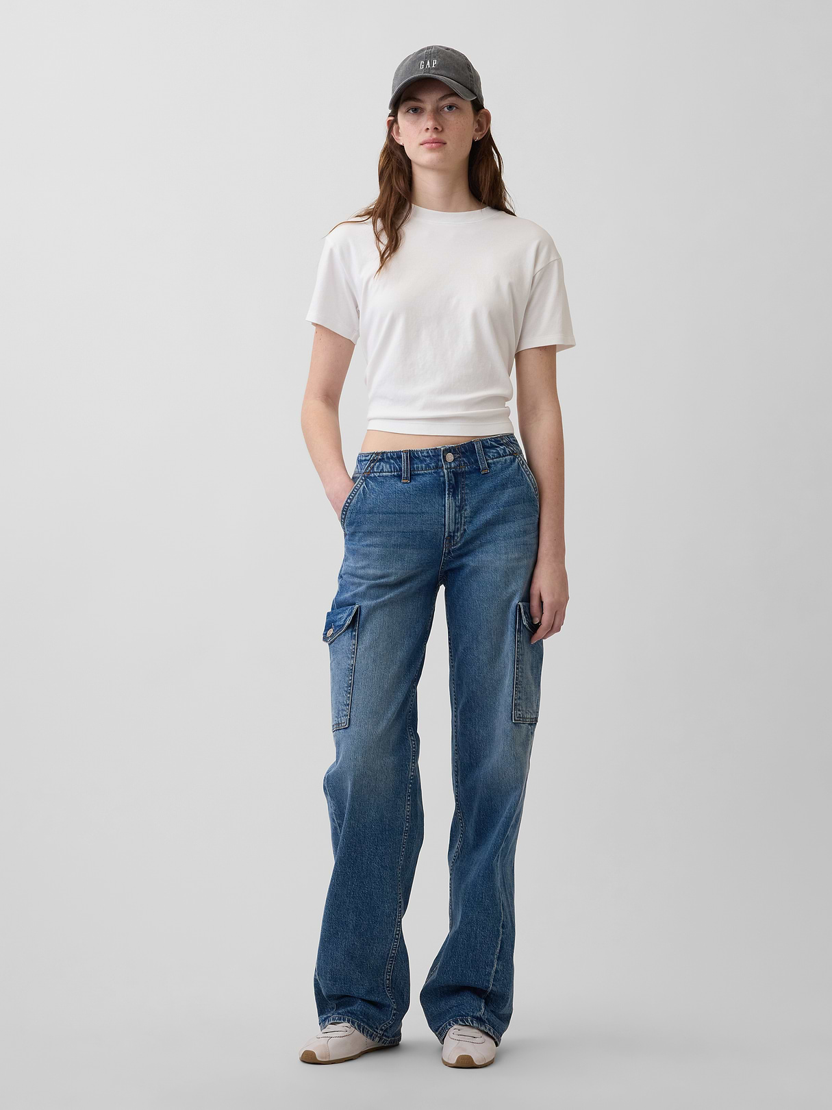 Low Rise '90s Loose Cargo Jeans by Gap