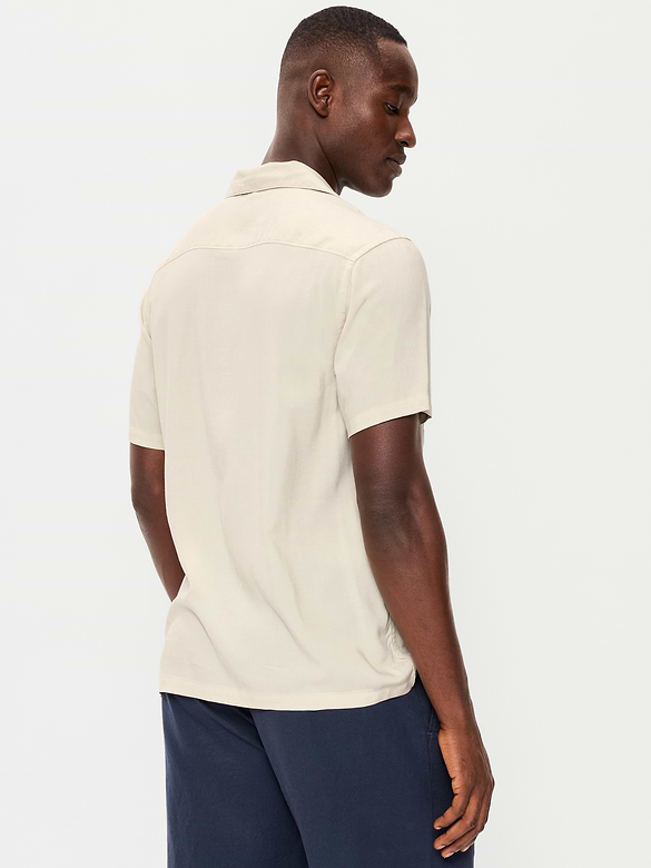 Chemise de vacances à manches courtes