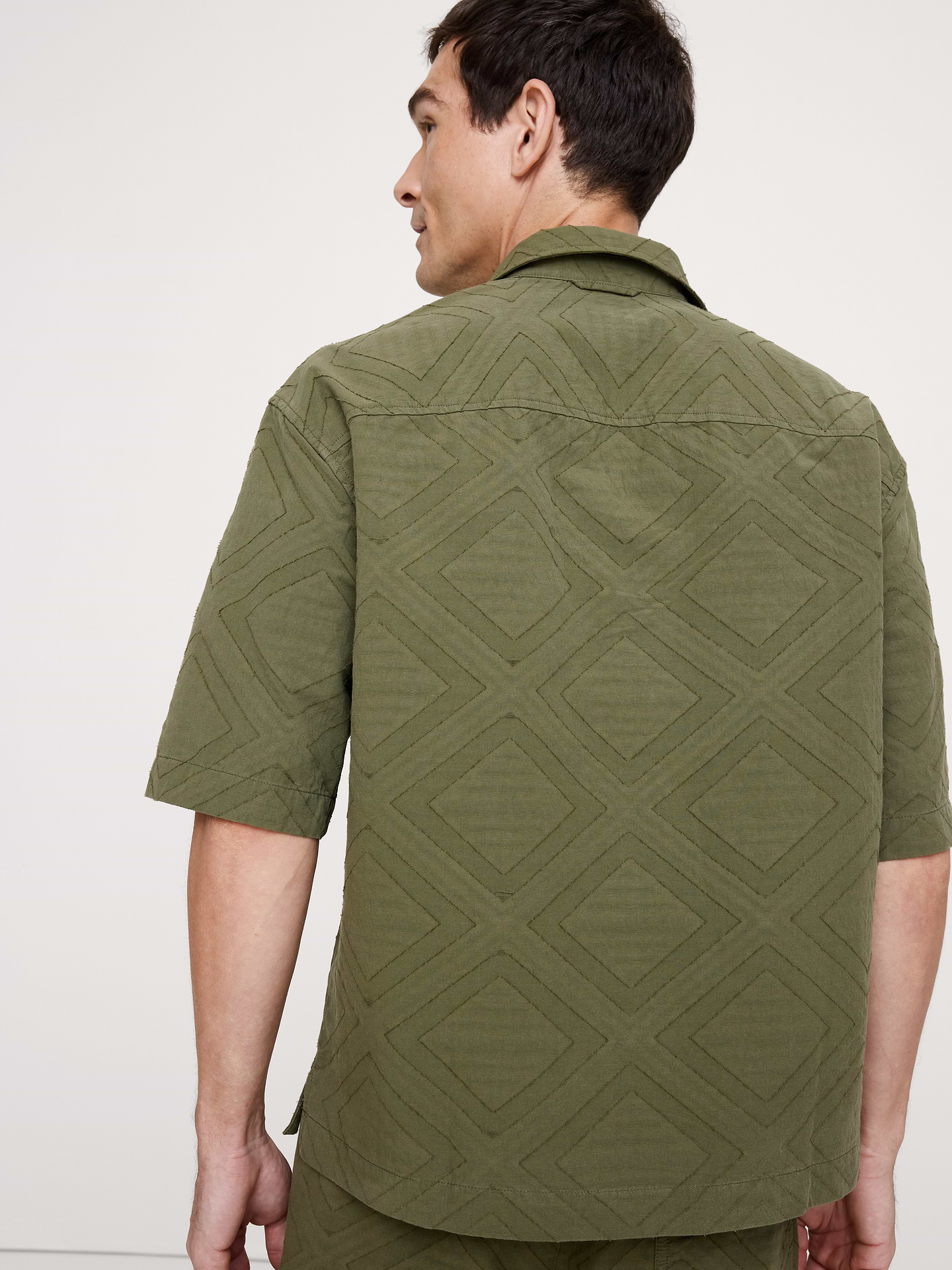 L'image numéro 3 présente Chemise de vacances décontractée en jacquard de coton