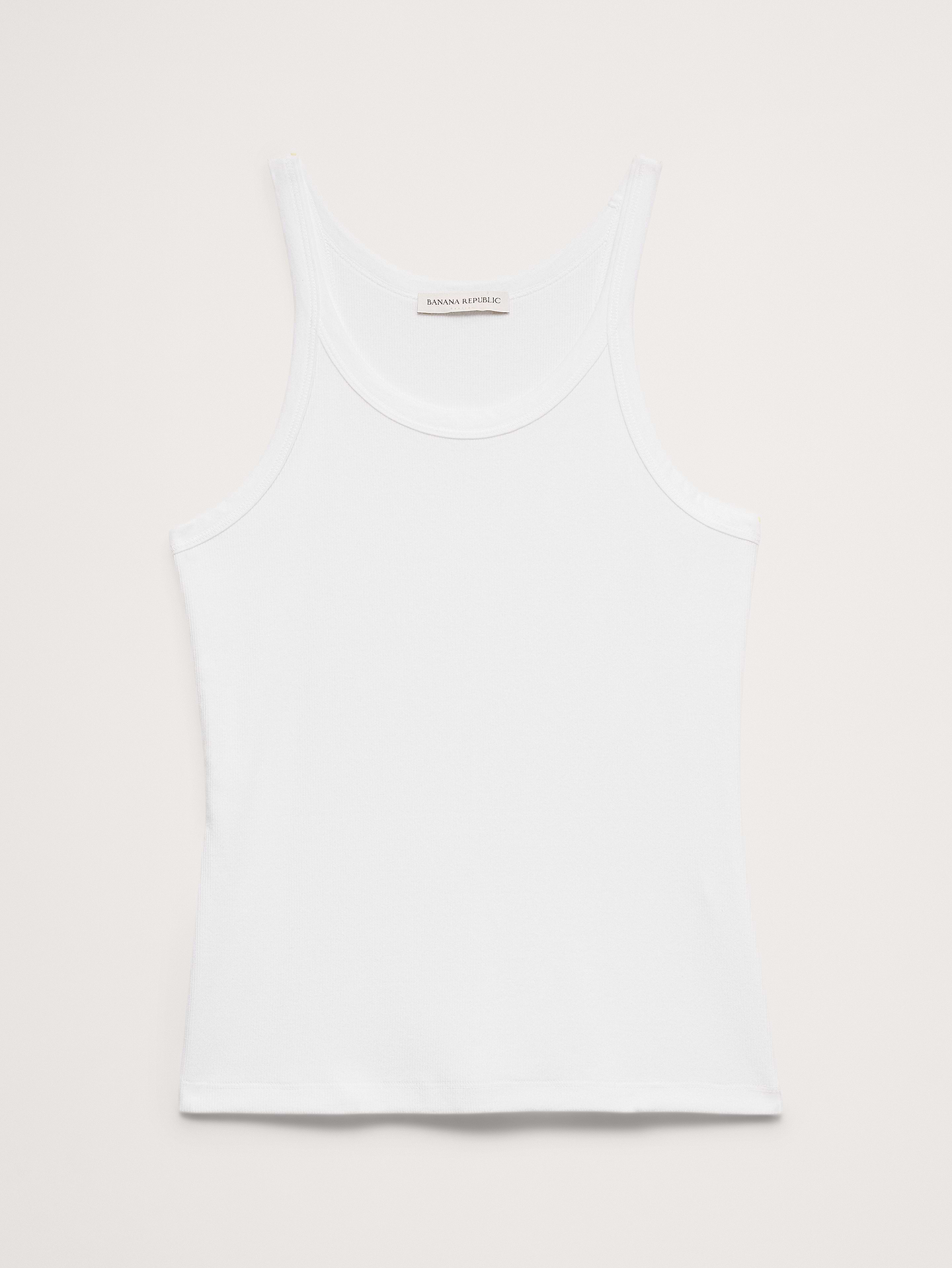 L'image numéro 4 présente Camisole à encolure dégagée en tricot côtelé