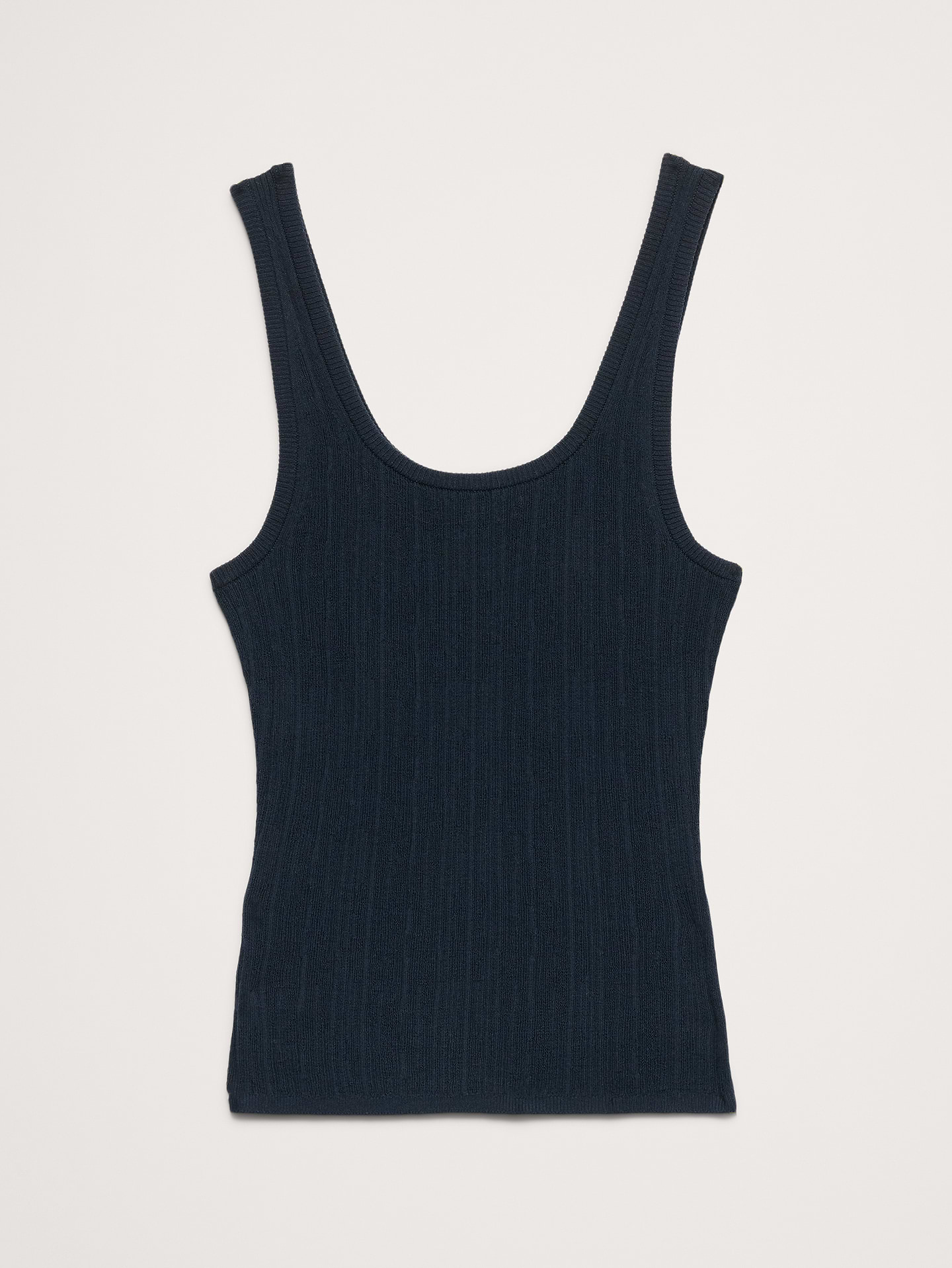 L'image numéro 8 présente Camisole en tricot froissé