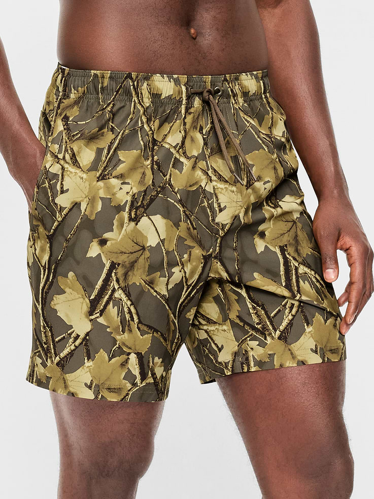 Image 1 of 3, elastic-drawstring waistband, faux fly, on-seam pockets, back patch pocket with grommet drain, pull-on style, Product #866155