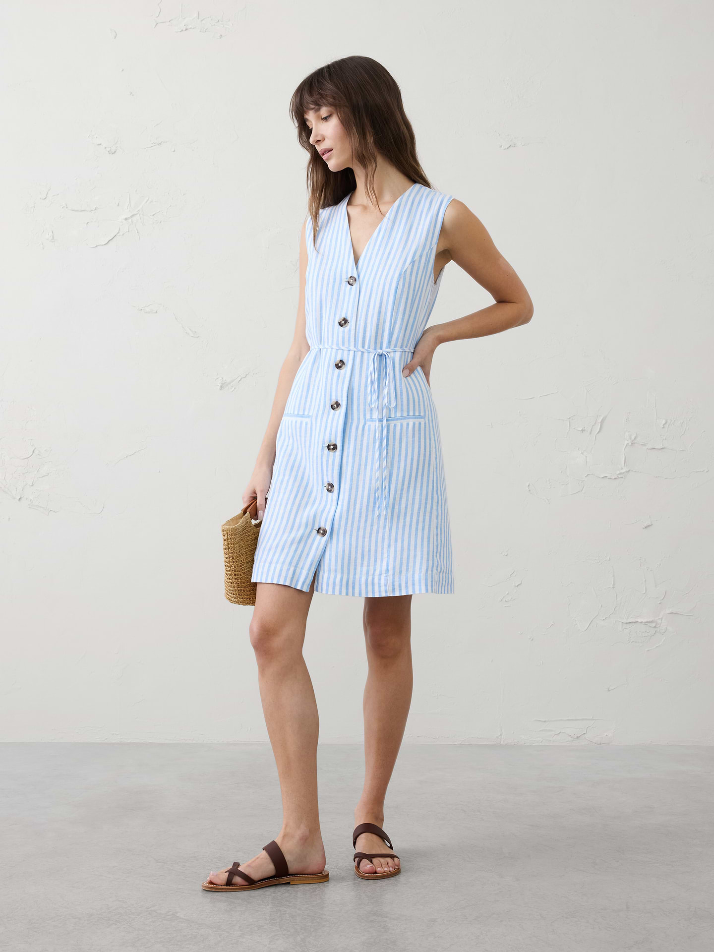 Image number 1 showing, Linen-Blend Button-Front Above-Knee Dress