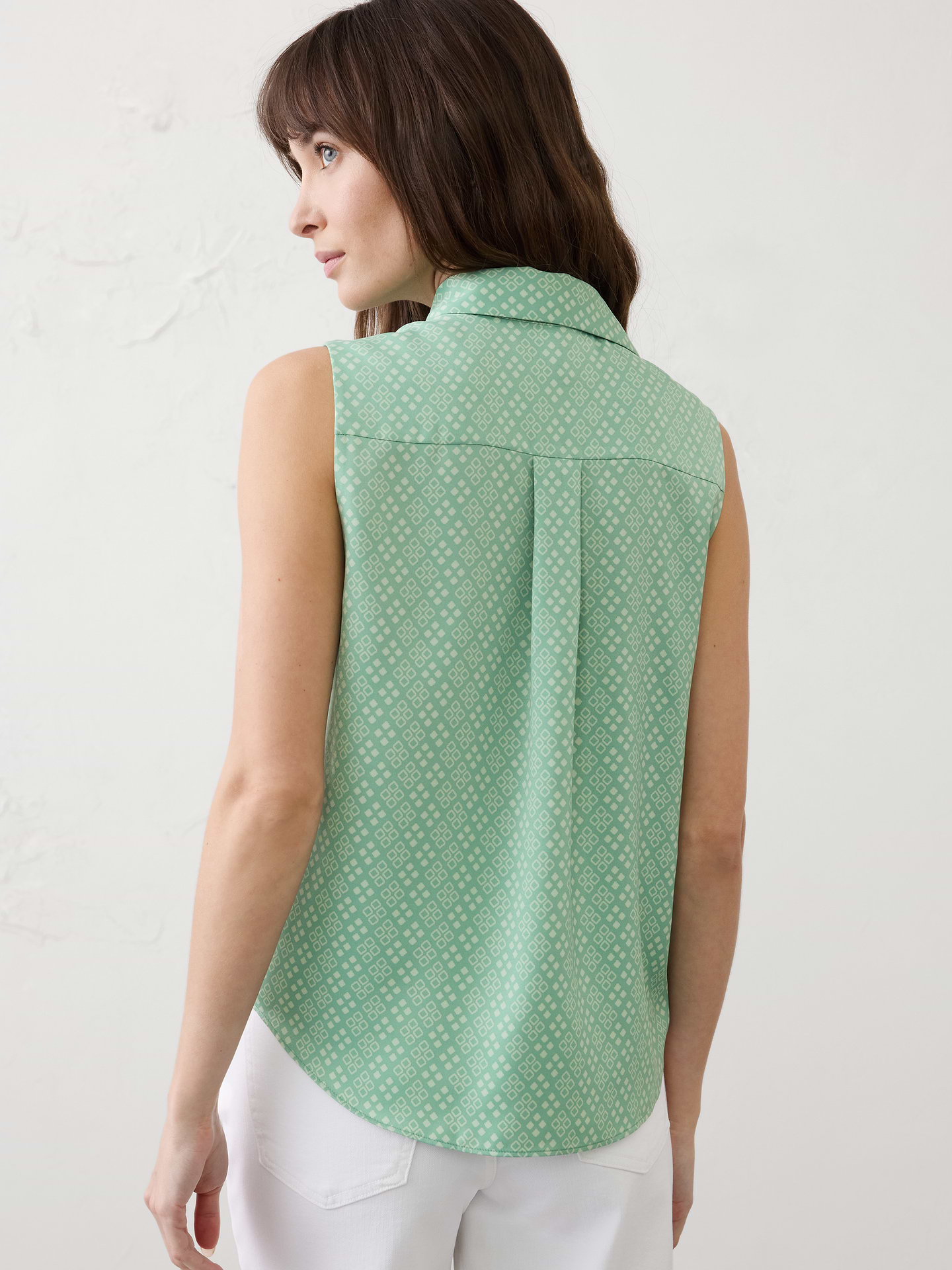 Image number 2 showing, Silky Collared Top