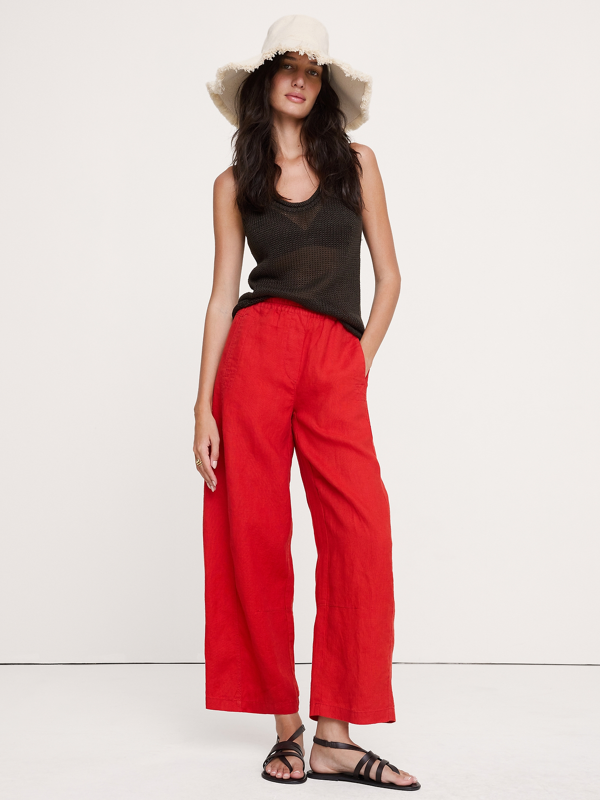 Mid-Rise Relaxed Painter Pull-On Pant in Linen | Banana Republic