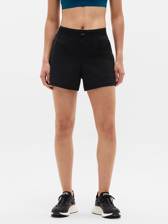 Crosstrain 4" Short