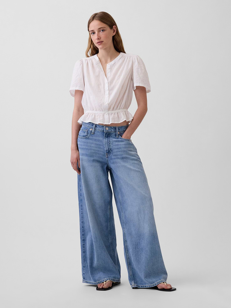 Image number 2 showing, Button-Front Crop Peplum Top