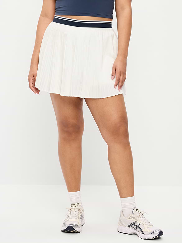 Jupe-short à plis fins à taille très haute