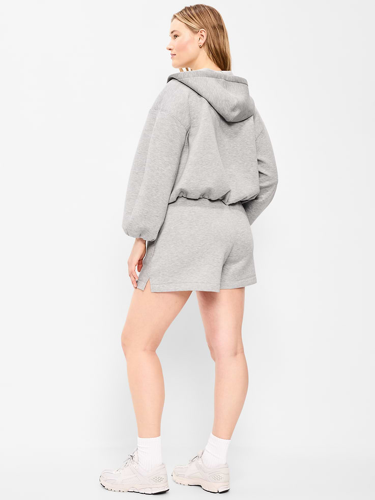 L'image numéro 5 présente Short à taille haute en molleton raffiné, entrejambe de 12,5 cm