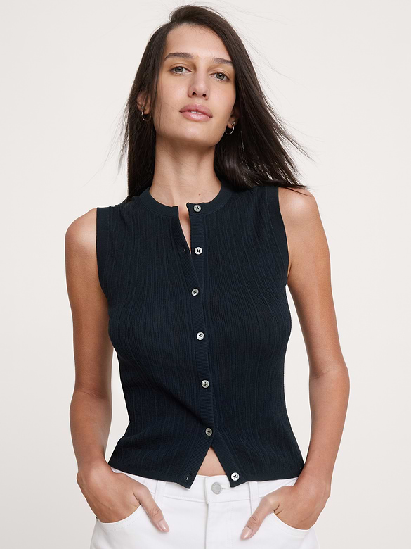 Crinkle Knit Vest