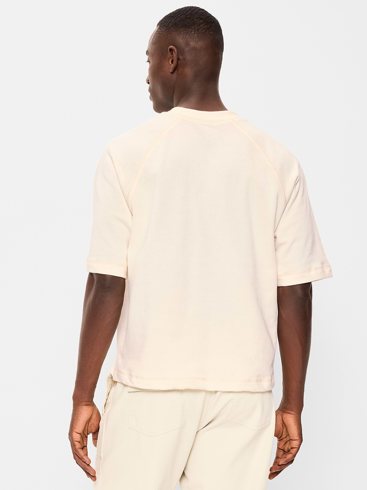Image number 2 showing, Loose Raglan Cropped Sweatshirt