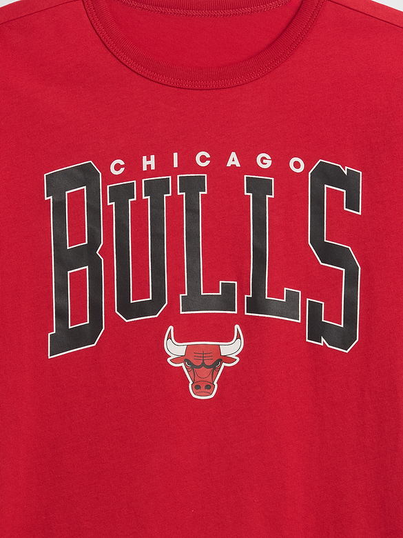 GapKids NBA Chicago Bulls Graphic T-Shirt