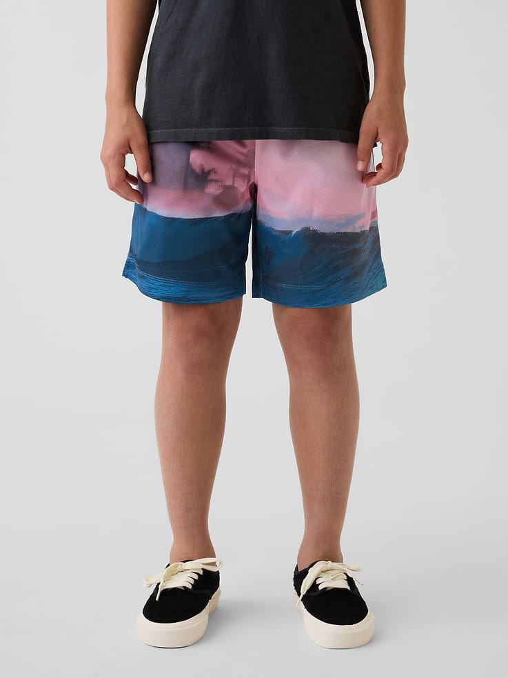 Image number 3 showing, Kids GapFit 6" Recycled Mesh Easy Shorts