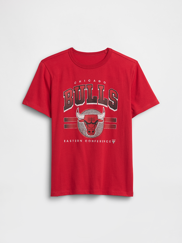 GapKids NBA Chicago Bulls Graphic T-Shirt