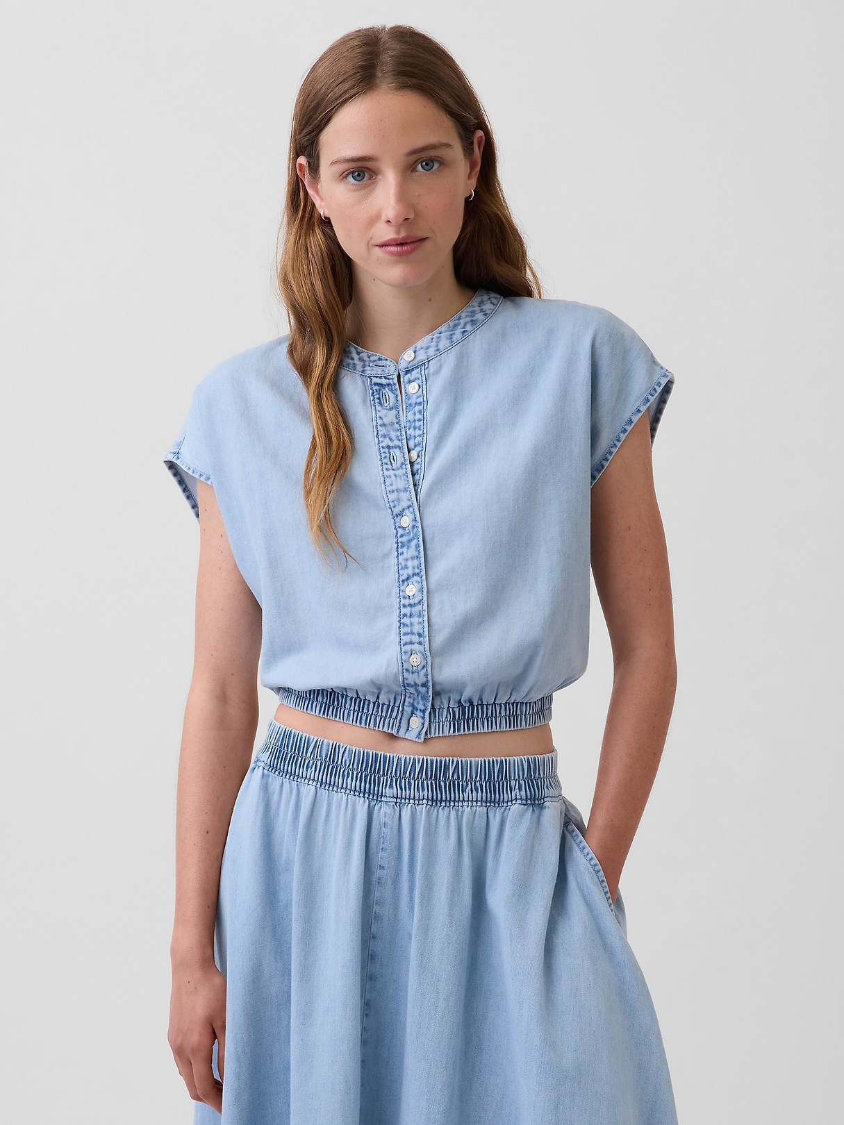 トップス GAP Denim Cap-Sleeve Crop Button-Front Top | Gap