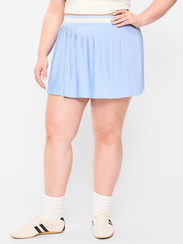 Jupe-short à plis fins à taille très haute