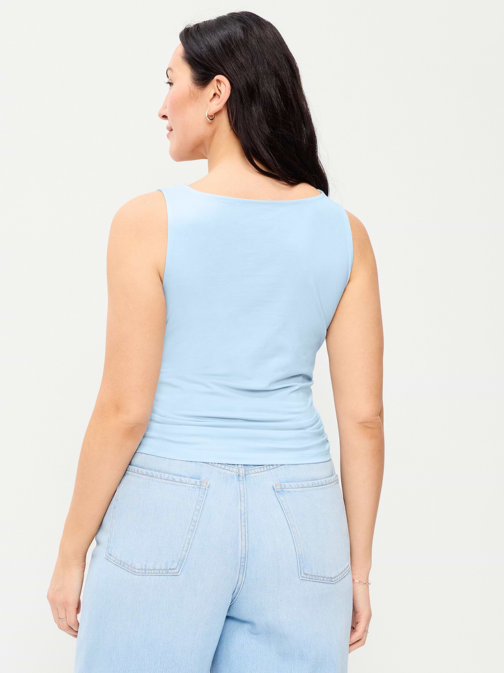 L'image numéro 6 présente Camisole asymétrique cintrée sur les côtés