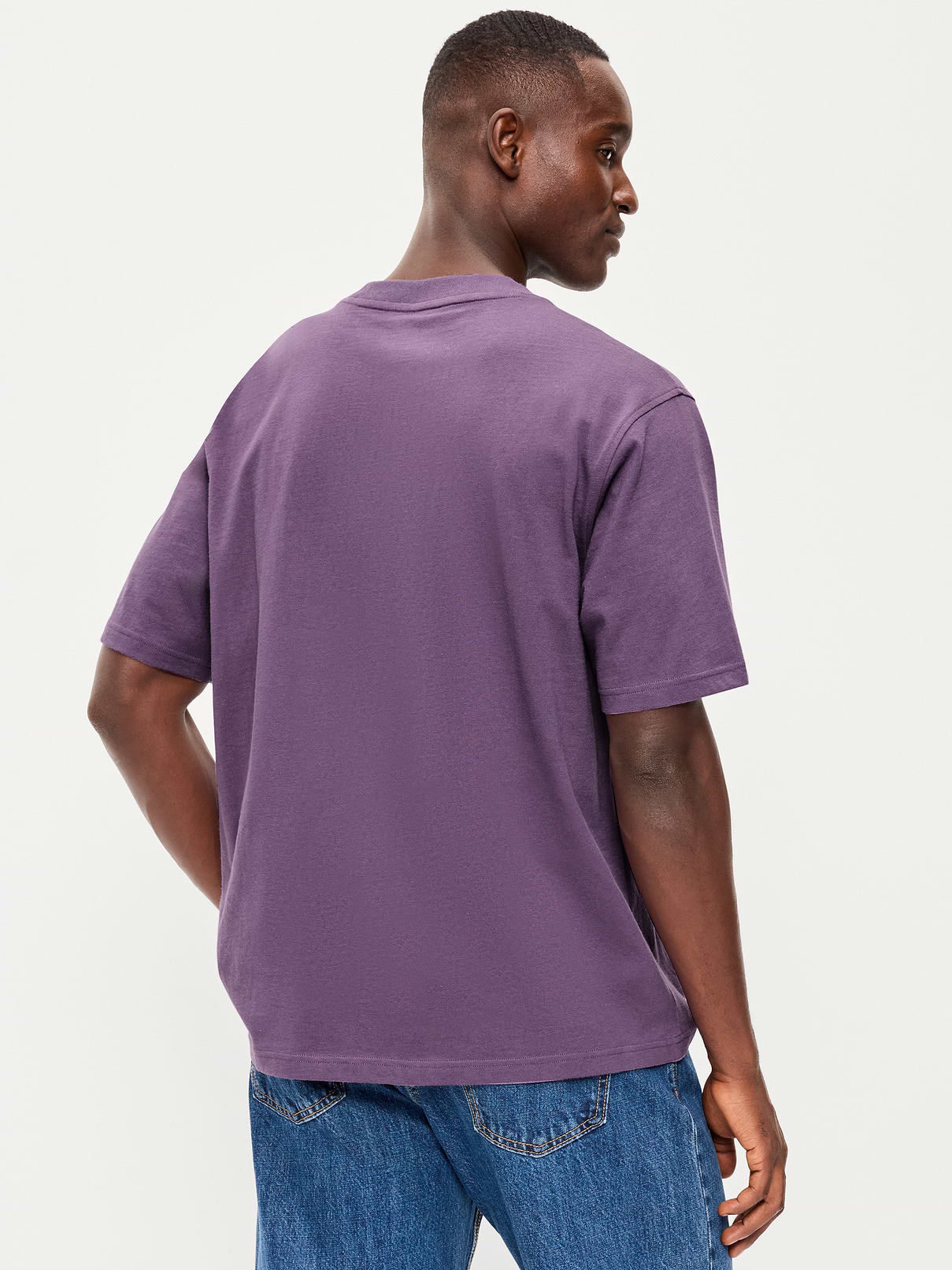 Image number 2 showing, Heavyweight Graphic T-Shirt