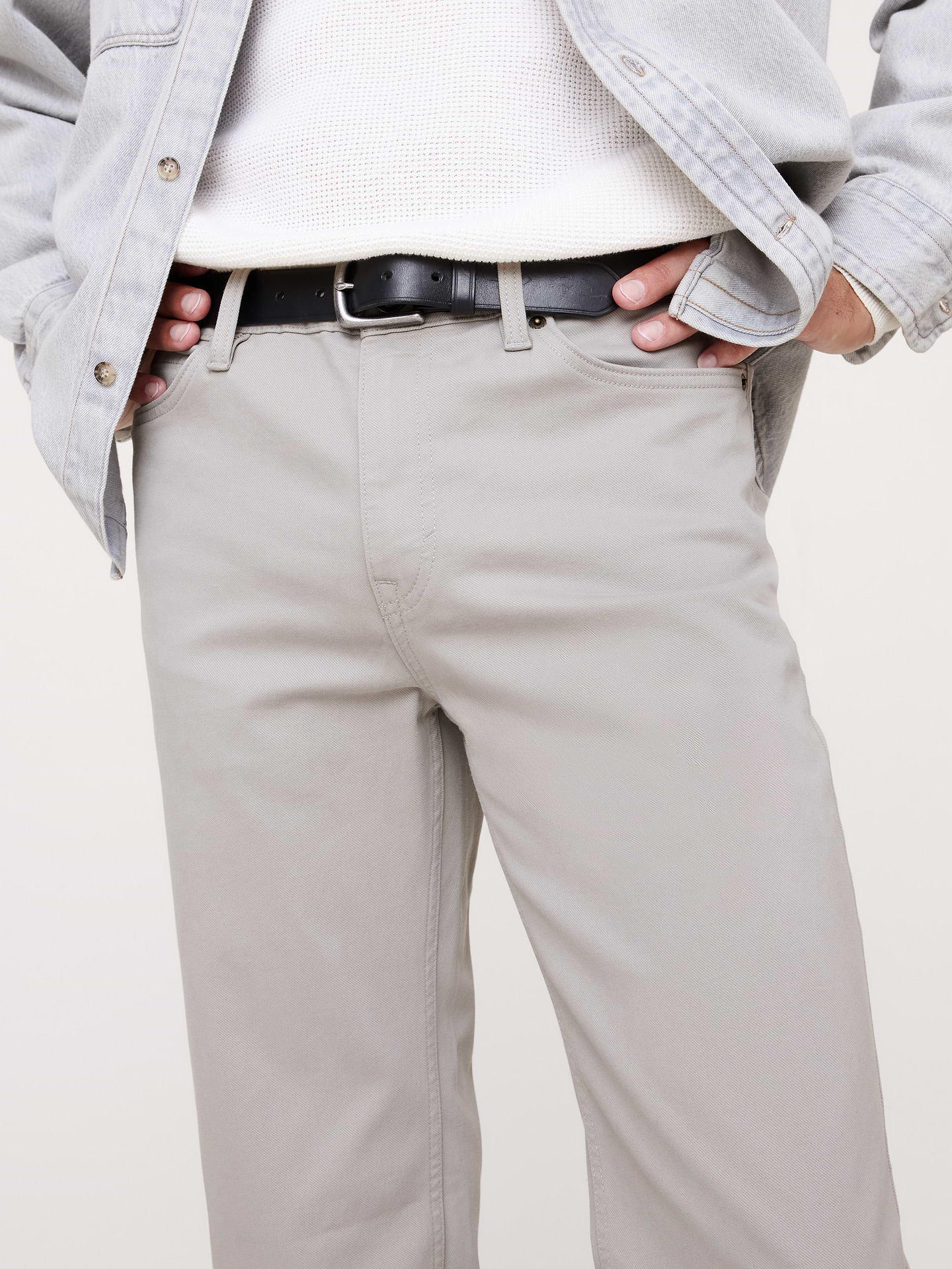 L'image numéro 3 présente Pantalon Voyageur 2.0 à coupe droite