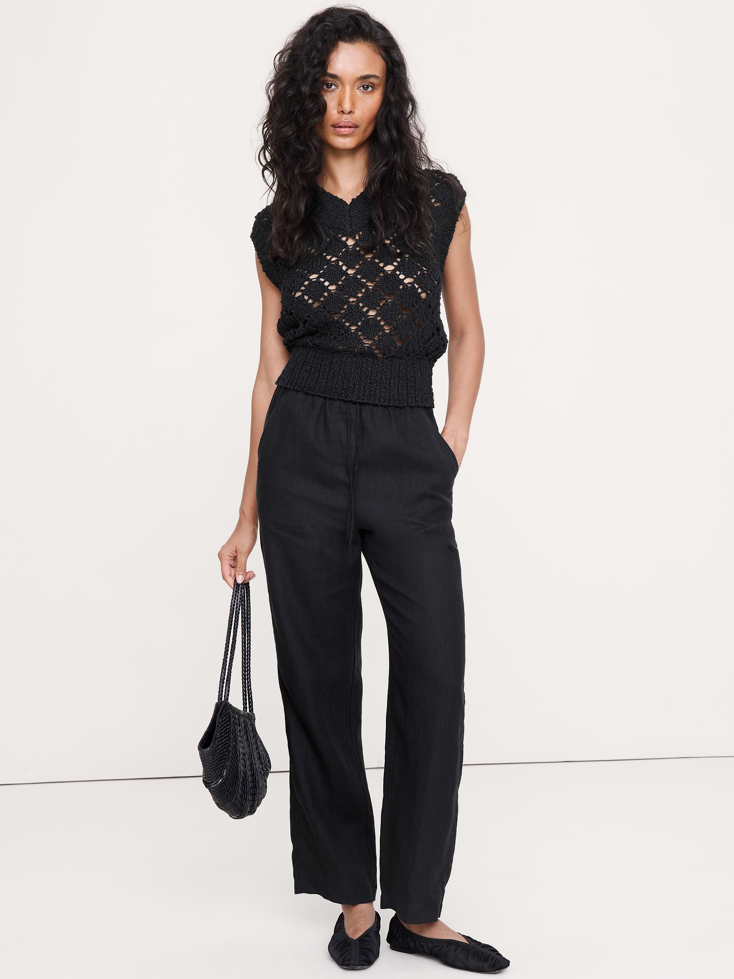 L'image numéro 1 présente Pantalon droit à taille extensible en lin Escapade